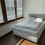 سكن ناد فلتافو * براغ